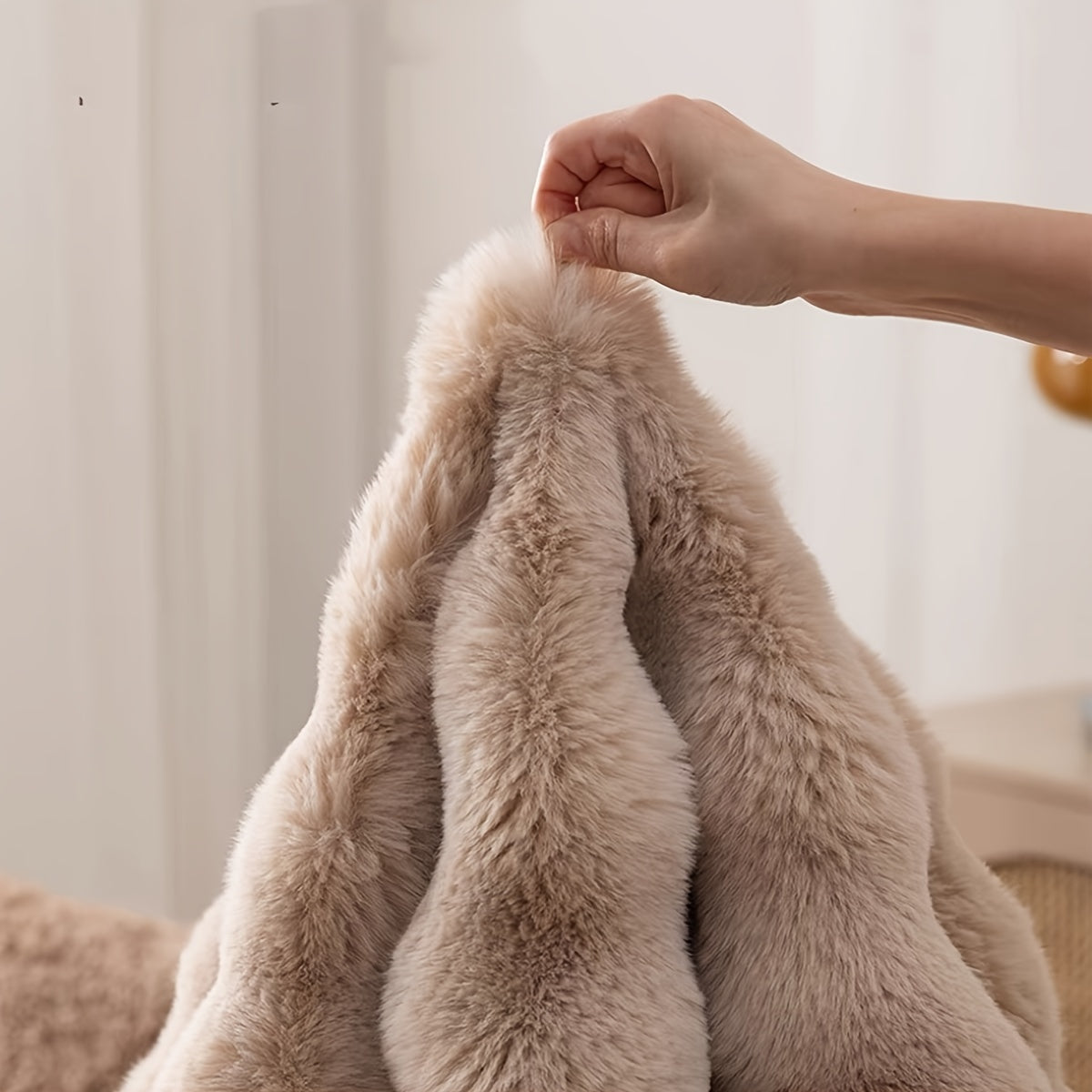 Cloud Comfort Round Bubble Rug in Soft Fleece