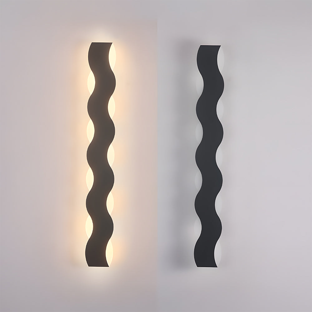 Riva Wave Outdoor Wall Lamp