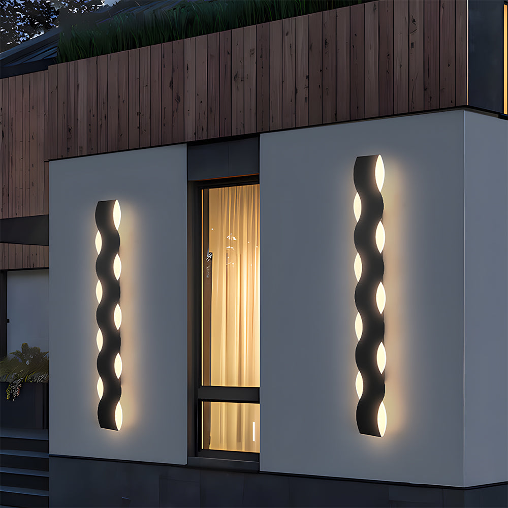 Riva Wave Outdoor Wall Lamp