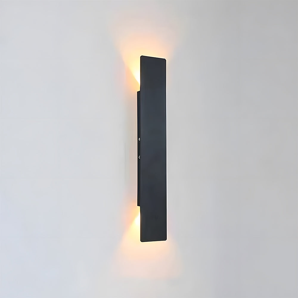 Calder Linear Outdoor Wall Light