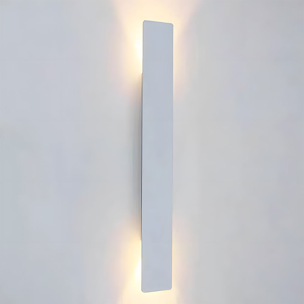 Calder Linear Outdoor Wall Light