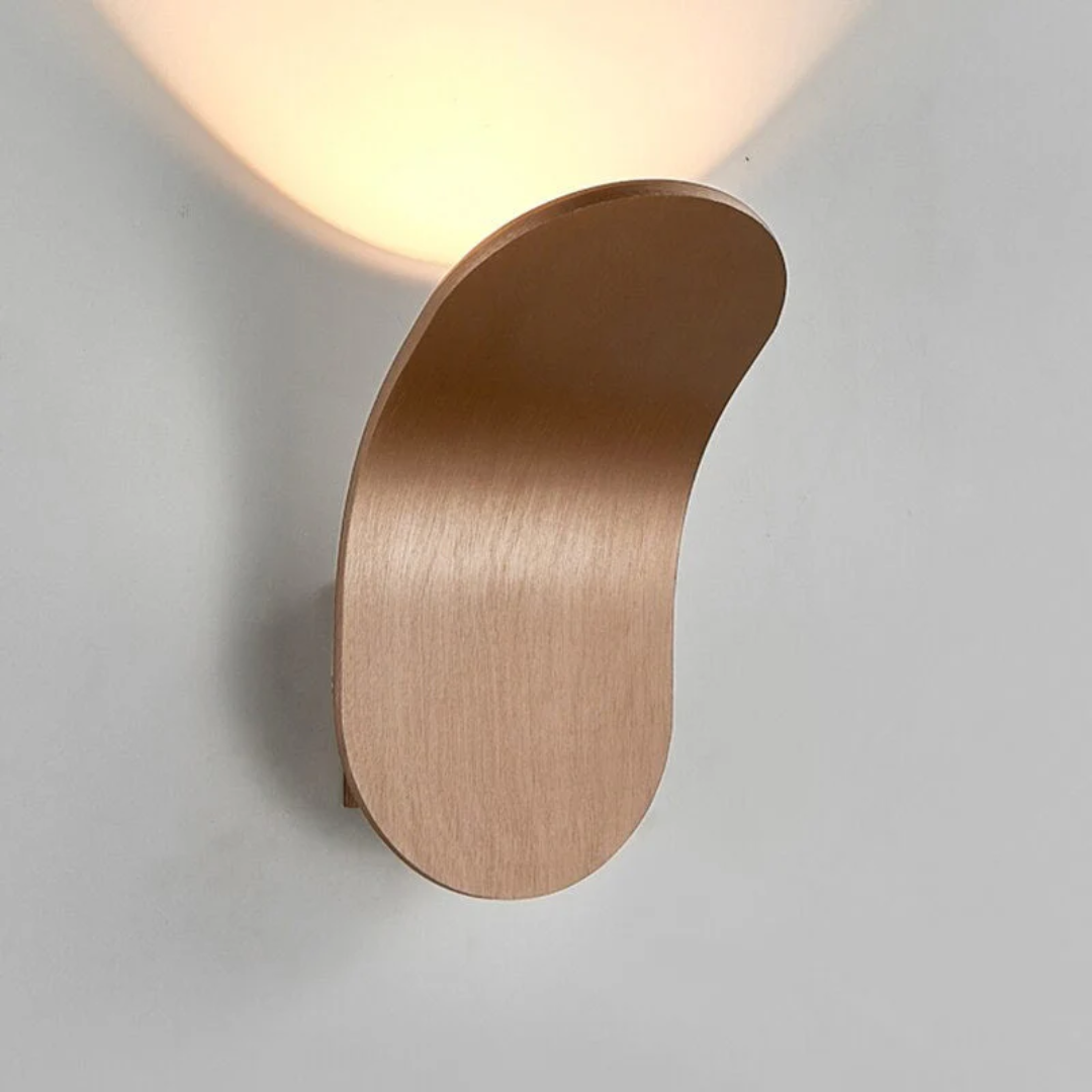 Kaia Curved Nordic Wall Lamp