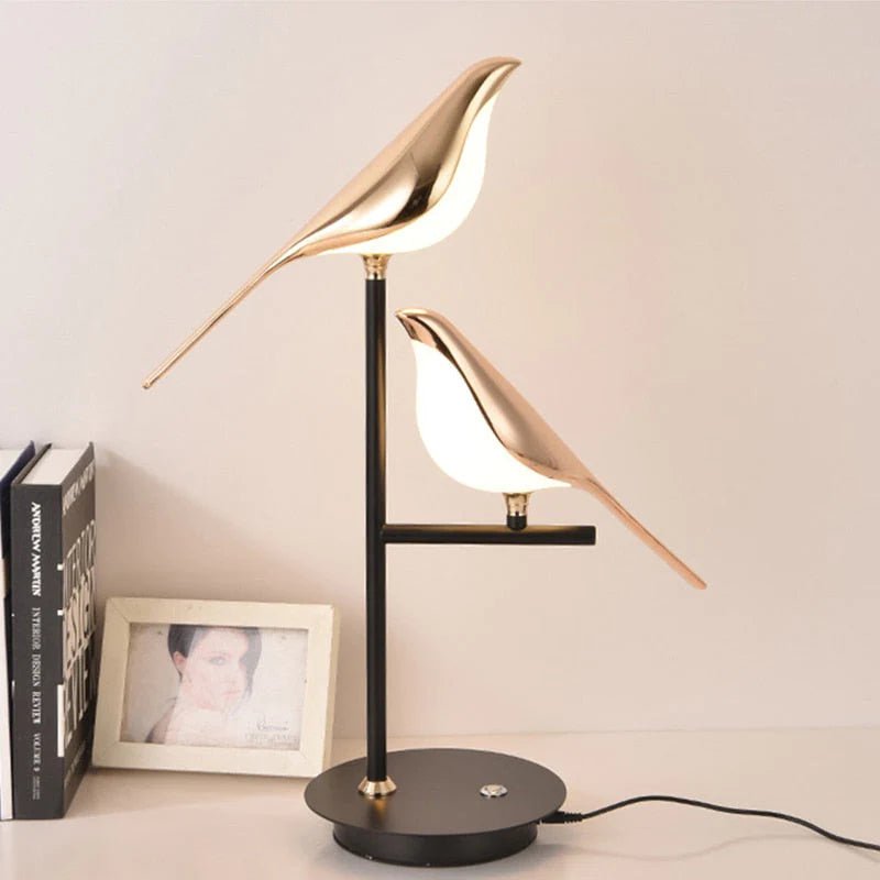 Golden Birdlight LED Wall Lamp with Twin Bird Design