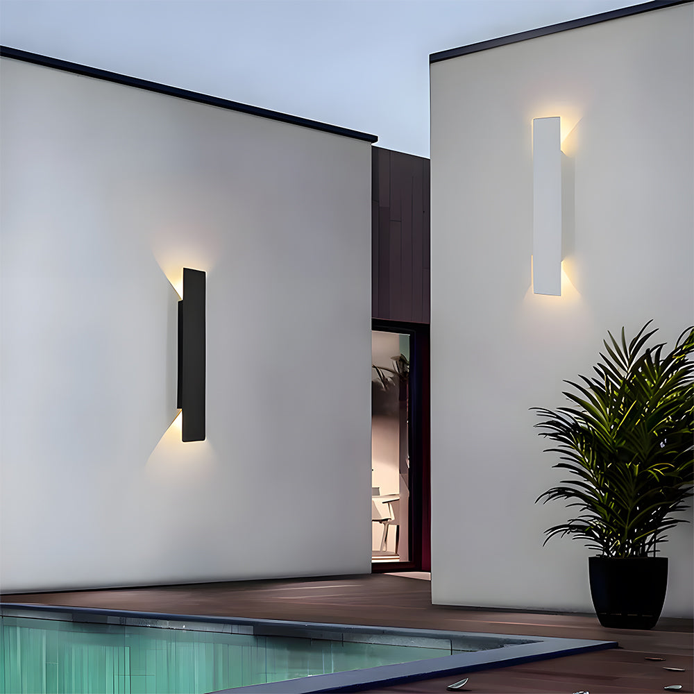 Calder Linear Outdoor Wall Light