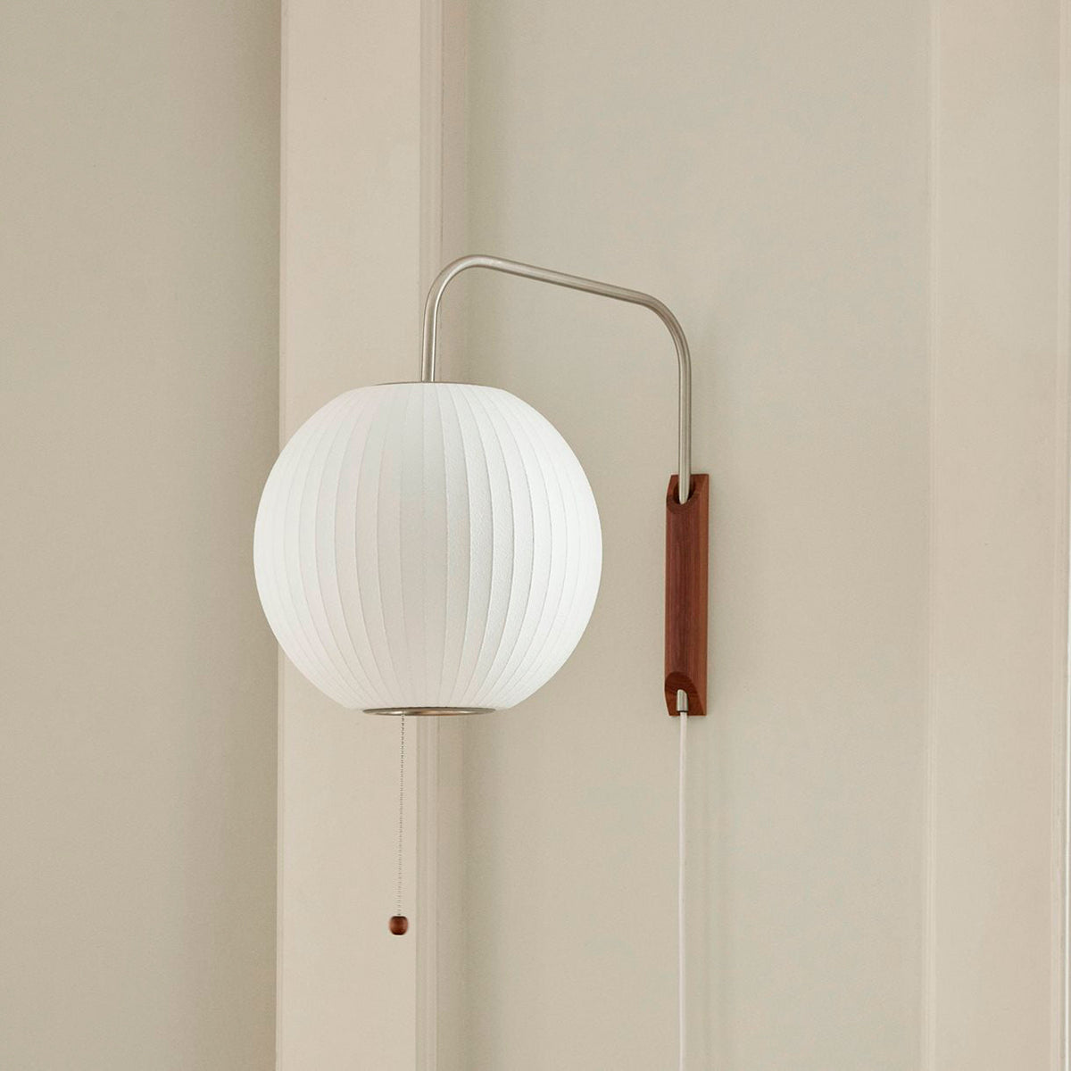 Nelson Bubble Plug In Wall Sconce