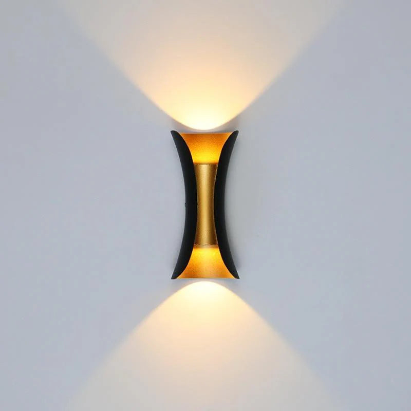 Noxa Curved LED Outdoor Wall Light for Gardens