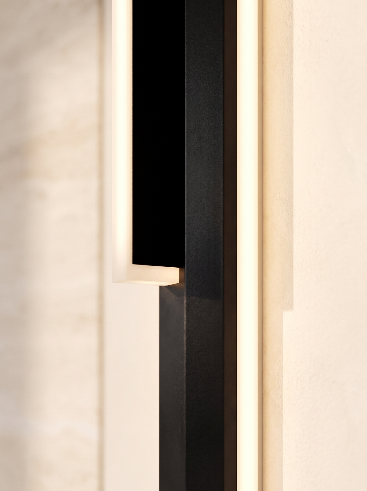 Vertis Vertical Wall Light for Halls with Dual LED Strips material close up detail
