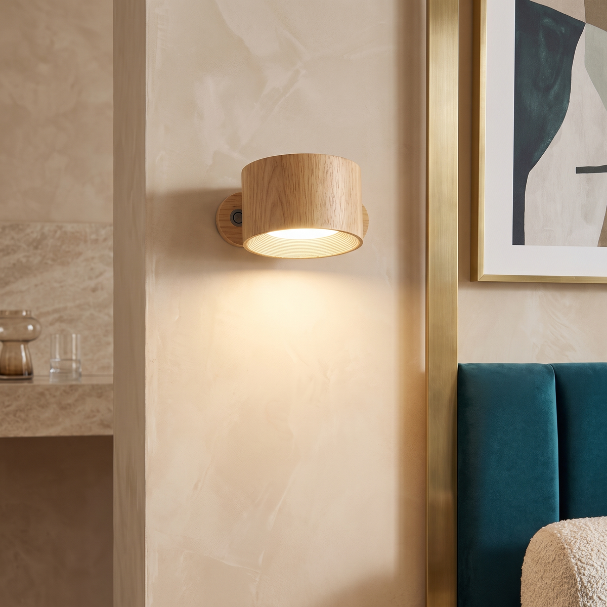 Rechargeable LED Wall Light with Touch or Remote Control – Wood
