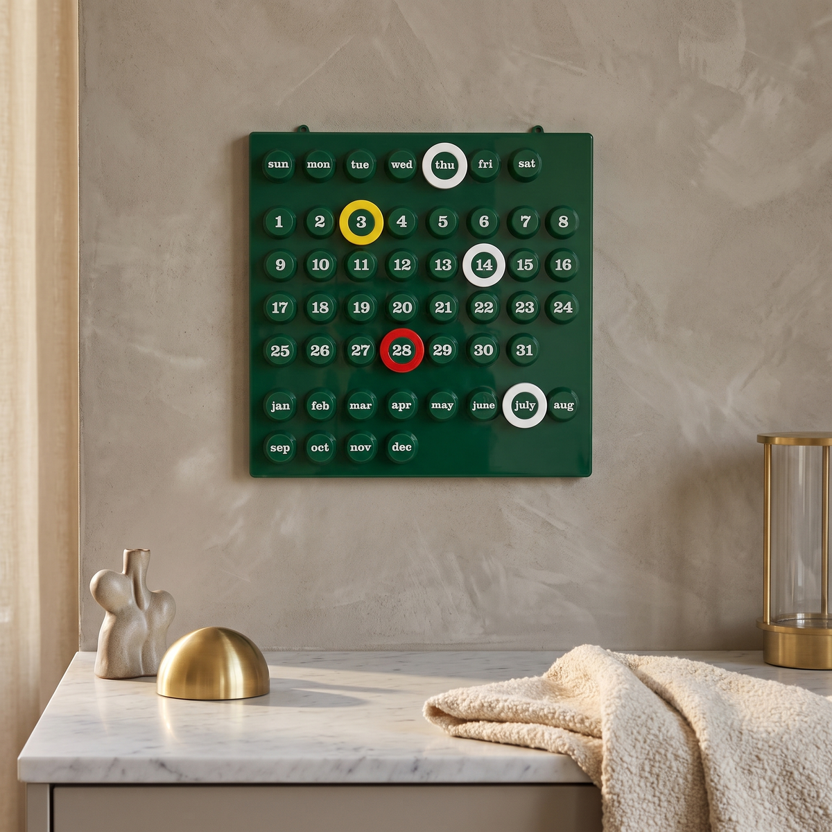 Retro Ring A Date Perpetual Wall Calendar – Green