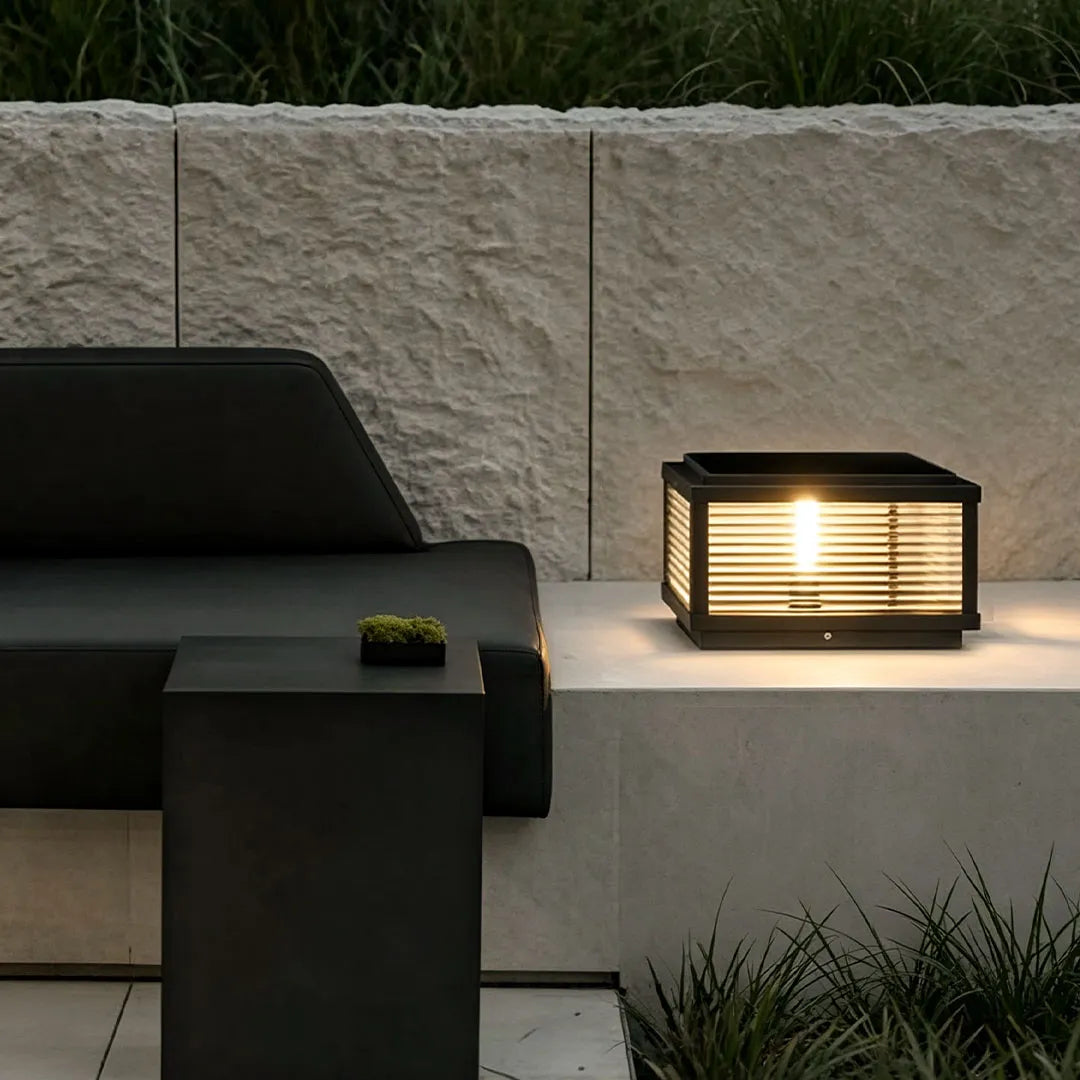 Castell Ribbed Pillar Light