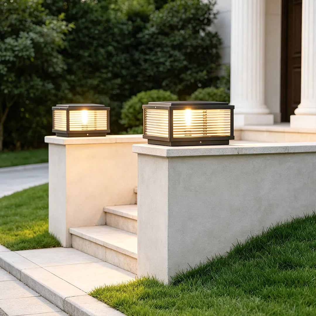 Castell Ribbed Pillar Light