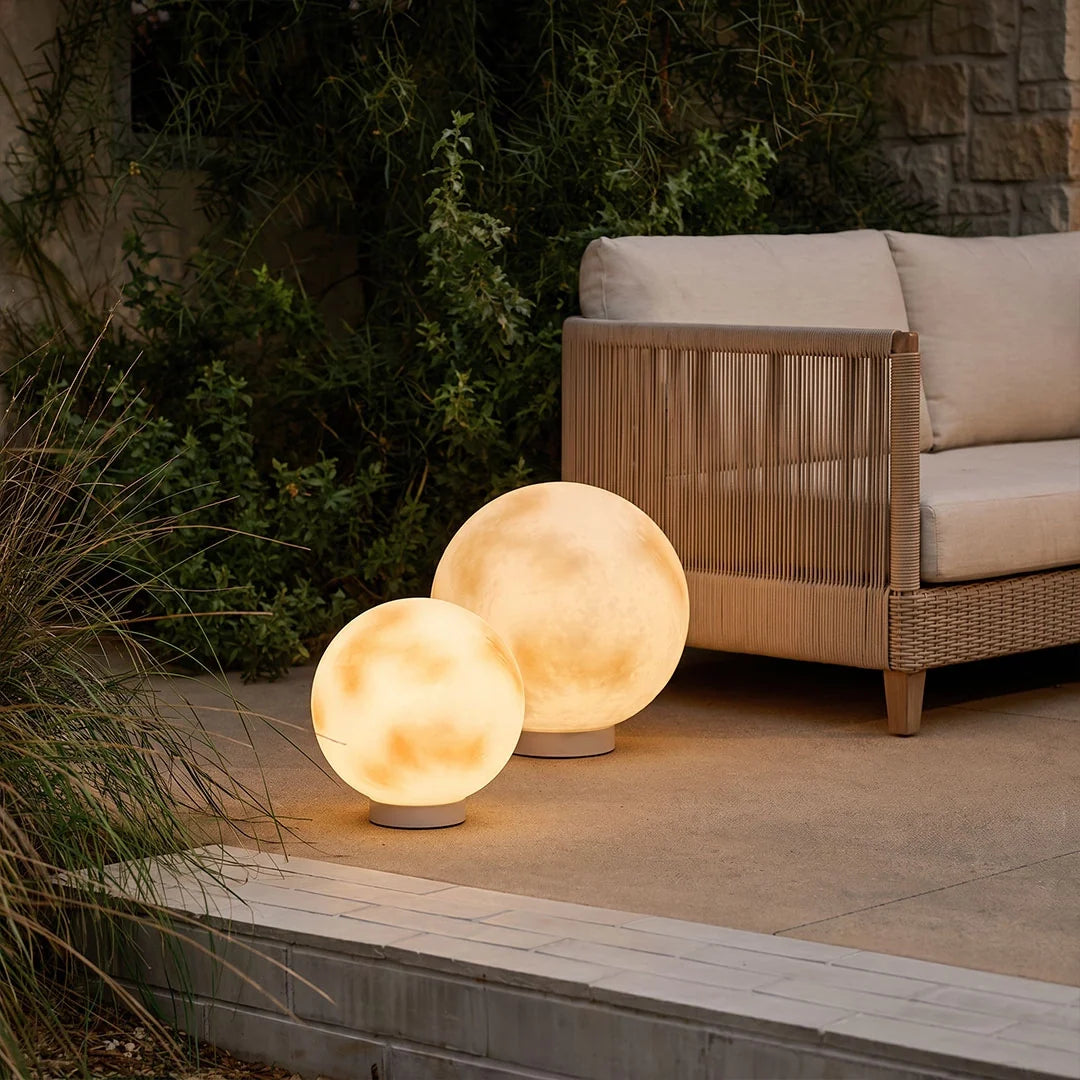 Lunara Moon Pillar Light
