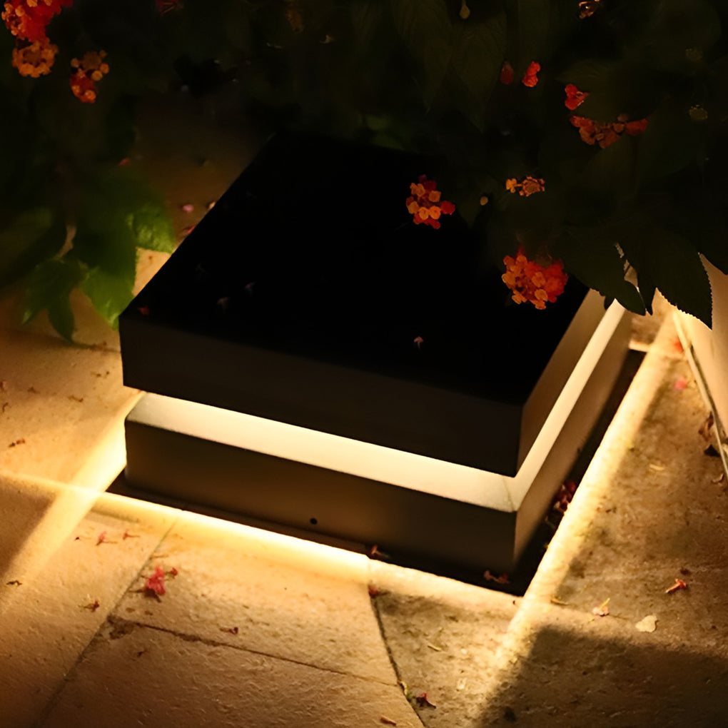 Solvik Square Deck Pillar Light