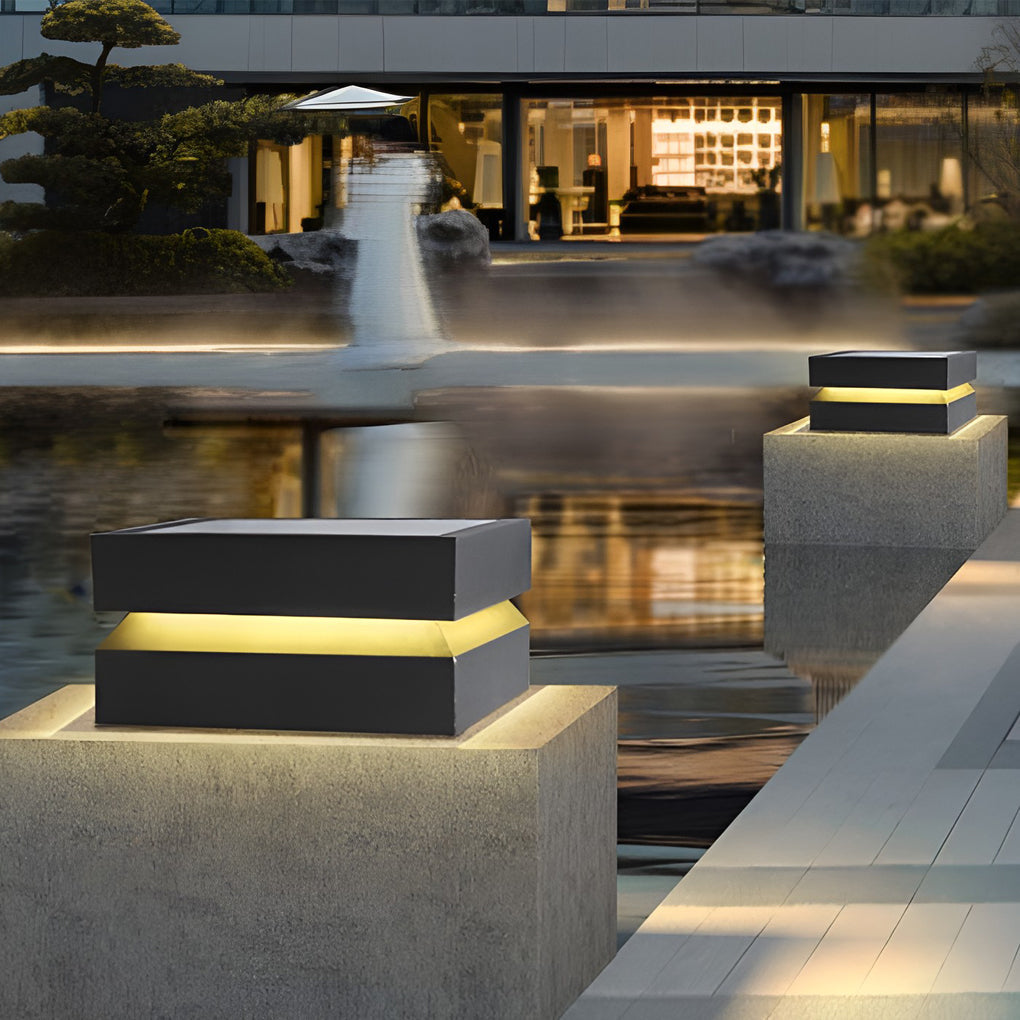 Solvik Square Deck Pillar Light