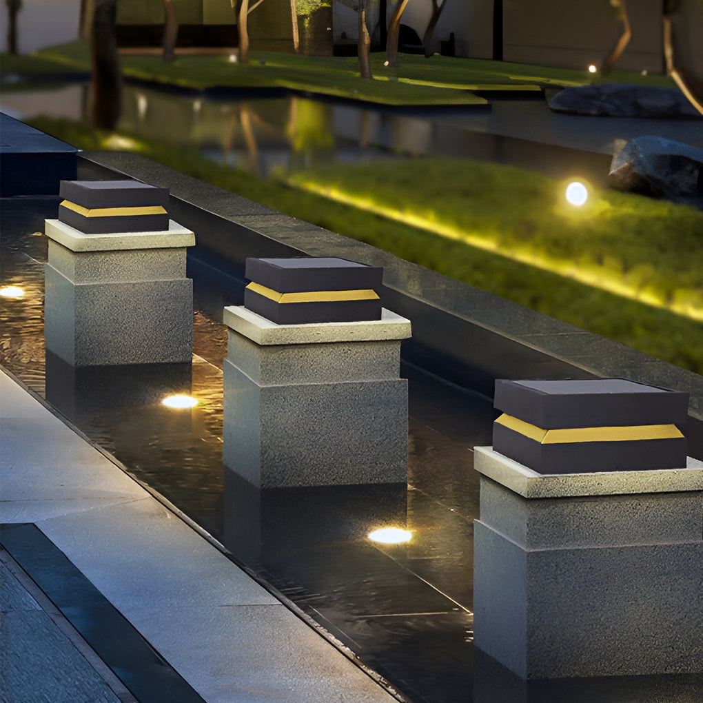 Solvik Square Deck Pillar Light