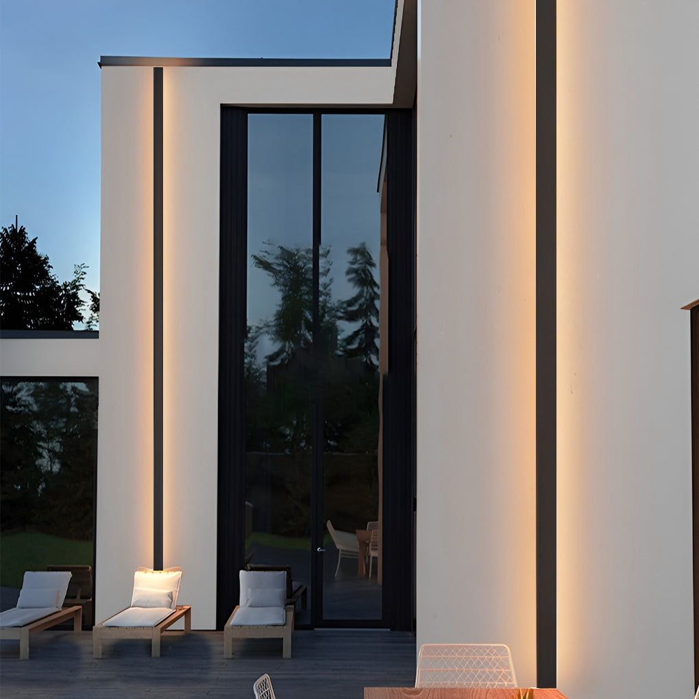 Stratos Linear Outdoor Wall Light