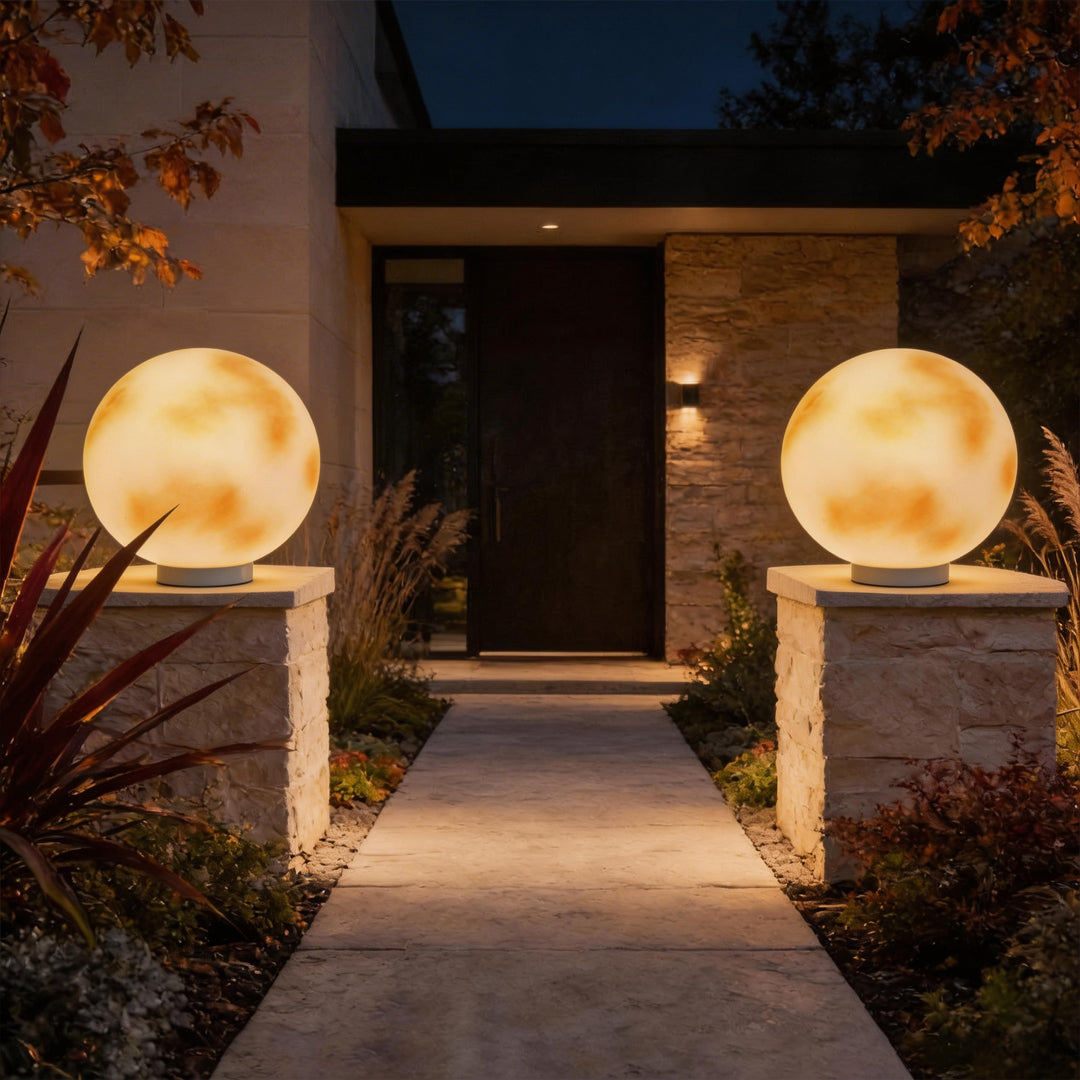 Lunara Moon Pillar Light