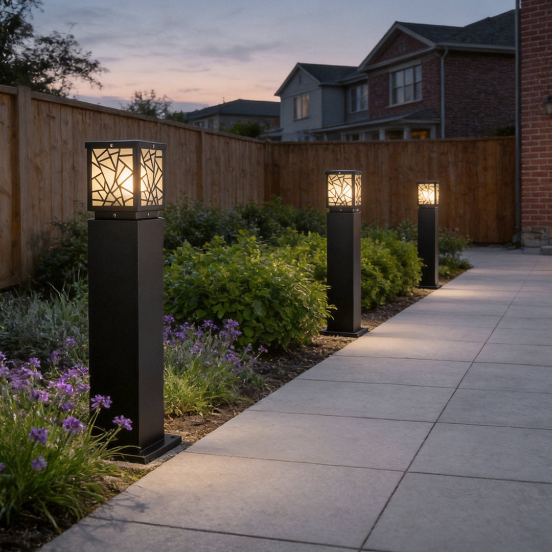 Waldon Solar Bollard Light