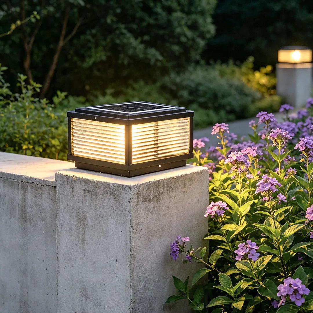 Castell Ribbed Pillar Light